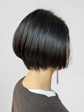 クオリス 上板橋店(QUALIS) 丸みショートボブ◎小顔×前下がりレイヤー大人可愛い