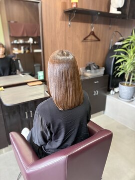 アオイ(Aoi) パサつき改善◎艶ブラウン×髪質改善カラー