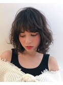 マニッシュ　ネイビーカラー　美髪　フレンチボブ　ショート