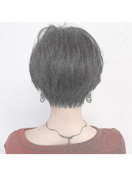 ガーランドウメダ(Garland umeda) ハンサムショート_ショート_000540