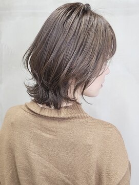 ソース 堺東(SOURCE) 【SOURCE】パールグレージュ