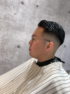 宮崎理容院 オークス店  フェードスタイル～サイドパート～