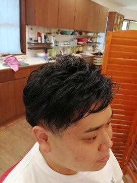 ヘアーコミュニケーション ないとう フォワードレイヤー2ブロック