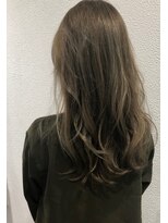 スリー(THREE) 寒色系カラー透明感×ツヤ/巻き髪風パーマ【札幌】