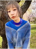 ハイトーンベージュ×ボブ