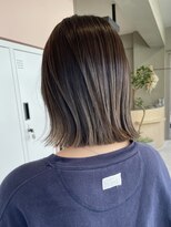 ロカ(roka)&nbsp;切りっぱなしボブ