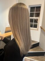 ニコ ヘアリラクゼーション(Nico hair relaxation)&nbsp;大人可愛い透明感立体感ハニーベージュ×エアストレート