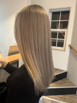 ニコ ヘアリラクゼーション(Nico hair relaxation) 大人可愛い透明感立体感ハニーベージュ×エアストレート