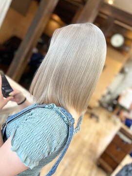 モアムー(Moremuu) ミルクティーカラー