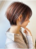 20代30代40代前下がりストレート小顔補正立体カット