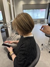 アース 二俣川店(HAIR&MAKE EARTH) 白髪をぼかす柔らかベージュ【二俣川】