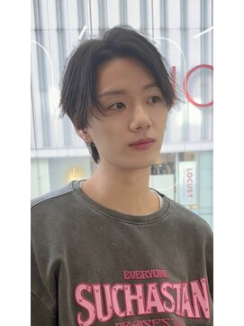 エトワ 新宿(ETOWA) 抜け感ショートレイヤー