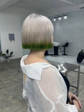 スーパーシーン(SUPER SCENE) ピンクベージュ/アンブレラカラー/クールショート/前髪/宜野湾