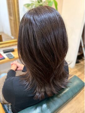 リッチ 横須賀中央店(Rich) 外ハネ レイヤーカット ダークブラウン ナチュラルブラウン 30代