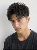 30代大人メンズへ送るアクティブショートとルーズパーマの艶感