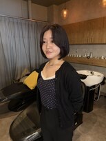 ウタリ(utari)&nbsp;丸みシルエットで叶える、大人の艶ボブ
