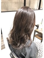 ビヨウシツ ポスタ&nbsp;ラベージュミディアム