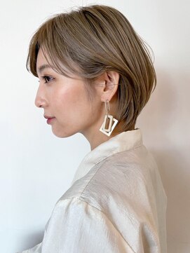 アイティー バイ アルバム 浦和店(IT by ALBUM) ショートボブ_くびれミディイヤリングカラー_ba323971