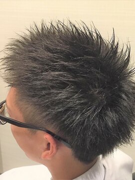 ネクサス 田町店 直毛ツーブロスタイル<田町><芝浦>[メンズカット]<理容室>