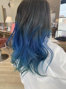 ヘアーデザイン ビビッドリンク(HAIR DESIGN VIVID link) ブルーからグリーンのグラデーション