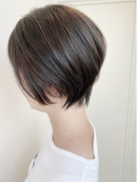 ステアケース 武蔵小杉店(stair:case) 大人ショート/ミセス/耳かけ/襟足すっきり/30代40代50代60代