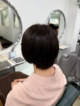 ビィーワンイースト(Be 1 EAST) ボブカット