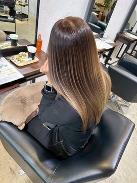 メリー オオサカ(Merly Osaka) 明るめブラウンバレイヤージュ