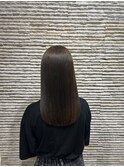 大人可愛いオリーブグレージュカラー