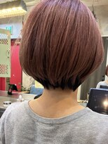 モーメント(moment)&nbsp;ショートボブ　ボブ　アンブレラカラー　ミルクティーピンク