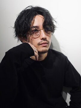 リップスヘアー 銀座(LIPPS hair) センターパート ツイストスパイラルパーマ