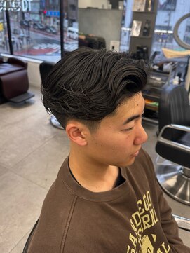 グルーマーズトウキョウ(GROOMER/S TOKYO) ラフカール/men's/メンズ/刈り上げセンターパート/神保町