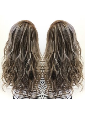 ラピス 渋谷本店(Lapis) 【lapis渋谷】グレージュ×ホワイトハイライト