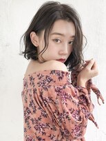 ルティア(Lutia) ヌケ感ボブの色っぽウェーブ