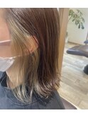 透明感ベージュ