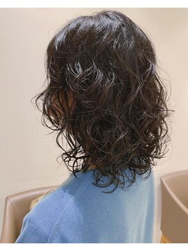 マージュ ギンザ(marju GINZA) 大きめなウェーブ、緩めなパーマ、ミディアムパーマ