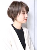 大人可愛い小顔美髪ツヤ髪シアーグレージュ横顔美人A10