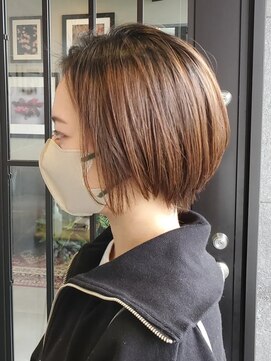 メゾン アヴァロ(Maison Avallo) 丸みショートスタイル