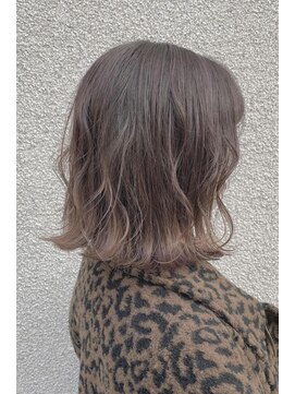 サエラ ミュゼ(CAETLA MUSEE) ハイライトグレージュボブ