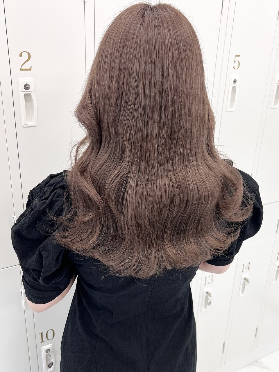 LANTERDIT】グレージュ/ブリーチ1回/透明感/Risa：L188960539