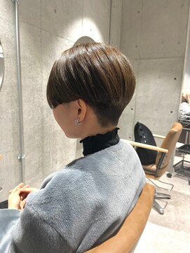 ルース(LOOSE) 個性派刈り上げショート