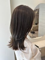 ミズチャーム(Ms.CHARM)&nbsp;韓国/顔周りカット/ミディアム/くすみブラウン