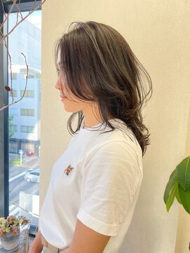 キジ(kiji) ウルフ / ミディアムウルフ / レイヤー〔久屋大通/久屋/丸の内〕