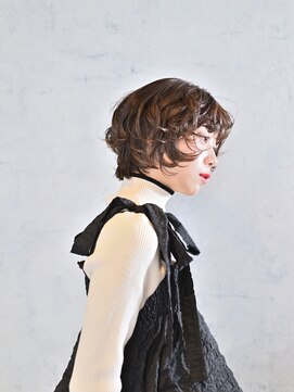 ショウマンビューティーアンドコーヒー(SHOW MAN Beauty &Coffee) フランス女の子みたいなクリクリショート☆