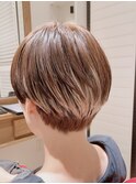 普通のインナーカラーに飽きた貴方に！ショート×ポイントカラー