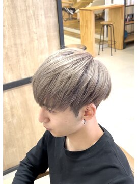 エッジ(EDGE) 大分メンズハイトーンブリーチカラー刈り上げマッシュショート