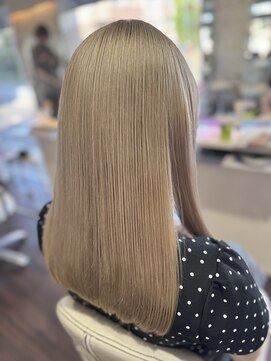 アッシュ 八事店(ASCH) 透明感ベージュ