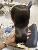 ジーナ 福岡天神(Zina) ミディアムヘア/暗めカラー/デザインカラー/髪質改善