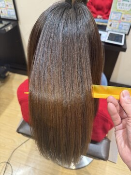 思わず触れたくなる！極上のツヤとまとまりの美療矯正