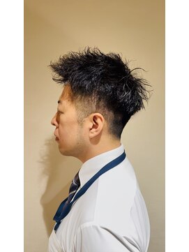 銀座八 【銀座メンズカット】銀座八×ツイスパビジネス<理容室>