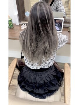 シュパーブ オリゾン(SUPERBE horizon) バレイヤージュ/ブリーチ/ハイトーン